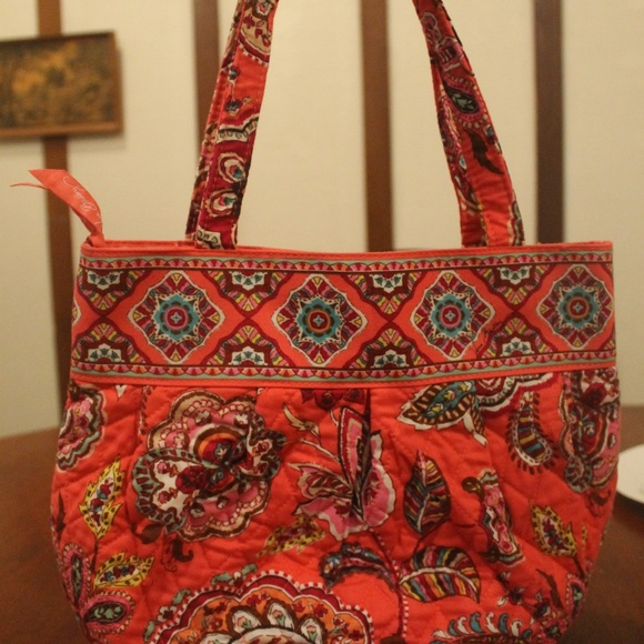 Vera Bradley Pink Fuschia Floral Handbag - Picture 3 of 4